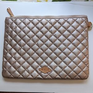 Mz Wallace metro pouch